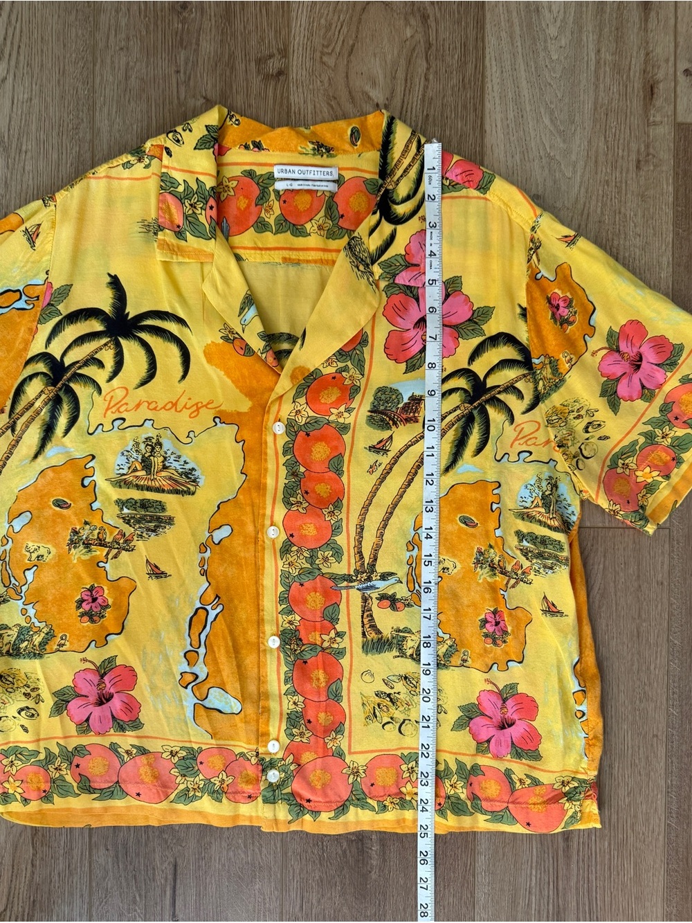 Urban Outfitters Yellow Orange & Pink Tropical Short Sleeve Button-Down Shirt L - Picture 3 of 5